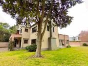 Casa en venta City Bell 4 dormitorios Pileta Casa en venta City Bell 4 dormitorios Pileta