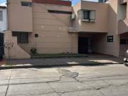 Casa en venta Ciudad de Nieva