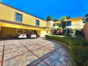 Casa en Venta Club de Golf las Fuentes con Jardín y...