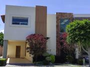 CASA EN VENTA CLUSTER 333 LOMAS DE ANGELOPOLIS