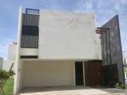 CASA EN VENTA CLUSTER COLIMA LOMAS DE ANGELOPOLIS