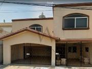Casa en Venta, Col. Del Valle, San Pedro Garza García, N.L