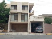 Casa en Venta Col. Las Brisas ZONA CONTRY