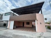 CASA EN VENTA COL. PRIVADA APODACA NL
