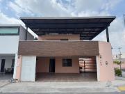 CASA EN VENTA COL. PRIVADA APODACA NL