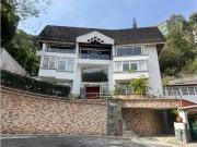 Casa en venta Colinas de Bello Monte vista al vila,...