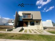 Casa en Venta Colinas de Los Virreyes Av. Universidad,...
