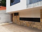 Casa en Venta, Colón de Echegaray, Semi Remodelada