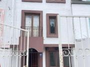 CASA EN VENTA, COLONIA AZCARATE FRENTE A PARQUE ECOLOGICO