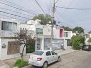 CASA EN VENTA COLONIA CHAPALITA POR REMATE, EXCELENTE...