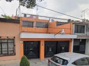 CASA EN VENTA COLONIA ESTRELLA POR REMATE, EXCELENTE...