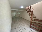 CASA EN VENTA COLONIA INDEPENDENCIA. TRATO DIRECTO