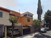 CASA EN VENTA COLONIA JARDINES DEL SUR POR REMATE,...