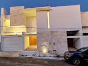 CASA EN VENTA COLONIA LOMA LINDA