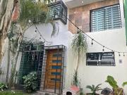 Casa en venta como nueva en colonia Miramar, Zapopan