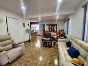 CASA EN VENTA CON 200 M2 EN LAZARO CARDENAS CON ALBERCA