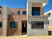 Casa en venta con 211 m2, 4 dormitorios en Villaviciosa...
