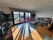 Casa en venta con 243 m2, 4 dormitorios en Casco Urbano Vigo