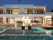 Casa en venta con 2500 m2, 3 dormitorios en Costa Adeje...