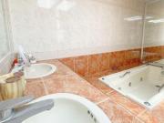 Casa en venta con 295 m² de terreno, 4 recámaras en...