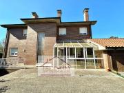 Casa en venta con 324 m2, 5 dormitorios en Siero Siero,...
