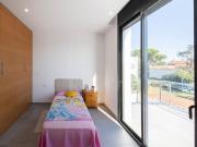 Casa en venta con 327 m2, 5 dormitorios en Castelló...