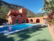 Casa en venta con 360 m2, 6 dormitorios en Güímar