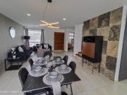 Casa en venta con 3 amplias recamaras entre candiles,...