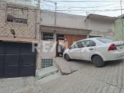 casa en venta con 3 Departamentos en Naucalpan