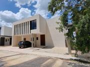 CASA EN VENTA CON 3 RECAMARAS EN TIXCUYTUN YUCATAN