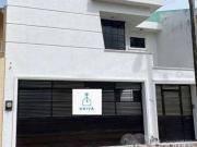 Casa en Venta con 3 recamaras Fraccionamiento Costa de Oro