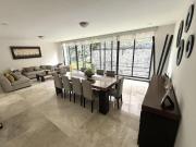 VENTA Casa en condominio con jardín en Barrio San Francisco