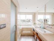 Casa en venta con 454 m2, 5 dormitorios en Este Morlaco...
