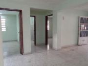 Casa en venta con 4 departamentos en avenida internacional