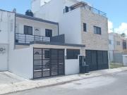 Casa en Venta con 4 departamentos para inversion en...