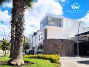 CASA EN VENTA CON 4 HABITACIONES EN PRIVADA LOMAS DEL...