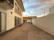 CASA EN VENTA CON 4 RECAMARAS, JURIQUILLA QUERETARO