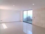 Casa en venta con 5 recamaras 1 en planta baja a 5...