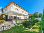 Casa en venta con 774 m2, 8 dormitorios en Centro S. C....