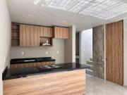 Casa en Venta con Acabados de Lujo en Hacienda Santa Fe...