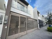 CASA EN VENTA CON ALBERCA 3x3 COLONIA PRIVADA APODACA, NL