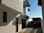 CASA EN VENTA CON ALBERCA A 800 MTS. DE ZICATELA, PUERTO...