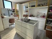 Casa en venta con alberca, amueblada y decorada en Zona...