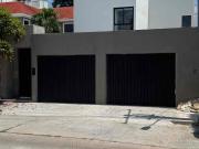 Casa en venta con alberca Cerca del BLVD Belisario... Casa en venta con alberca Cerca del BLVD Belisario...