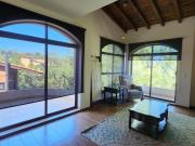 Casa en Venta con Alberca colinda con campo de golf