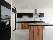 Casa en venta con alberca en col. Lomas Trujillo