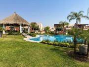 Casa en venta con alberca en condominio xochitepec Morelos