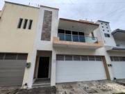 Casa en venta con alberca en Costa de Oro Boca del Río...