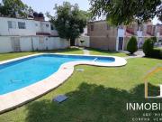 CASA EN VENTA CON ALBERCA EN FRACCIONAMIENTO COCOYOC MORELOS