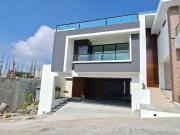 CASA EN VENTA CON ALBERCA EN FRACCIONAMIENTO ENCINOS CASA EN VENTA CON ALBERCA EN FRACCIONAMIENTO ENCINOS